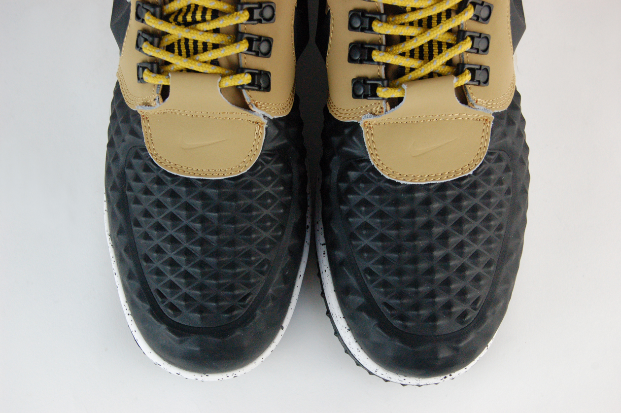 nike lunar force 1 duckboot gold