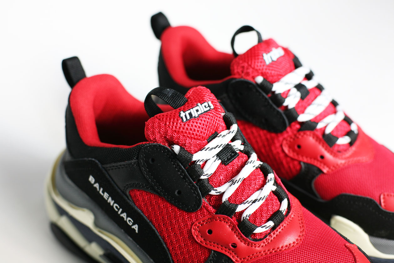 balenciaga triple s black and red