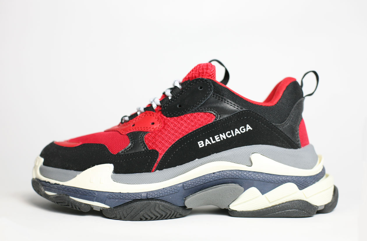 кроссовки Balenciaga Triple S Black / Red купить за 4990 ...